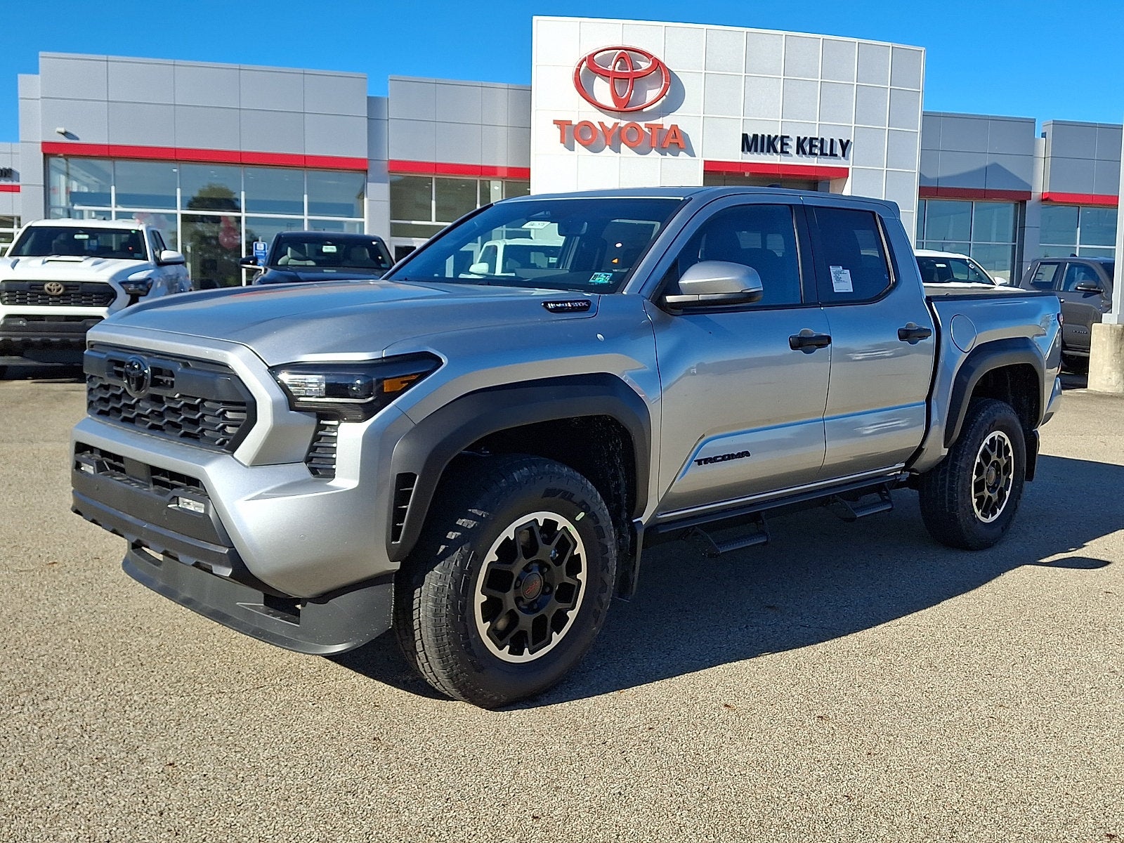 2026 Toyota Tacoma i-FORCE MAX Tacoma TRD Off-Road