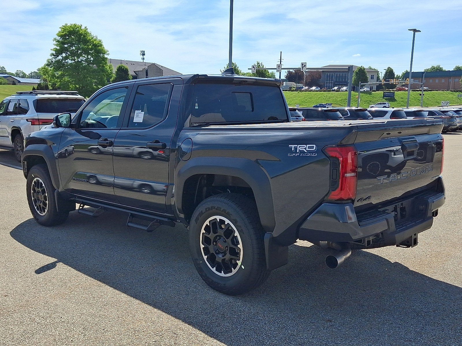 2026 Toyota Tacoma i-FORCE MAX Tacoma TRD Off-Road