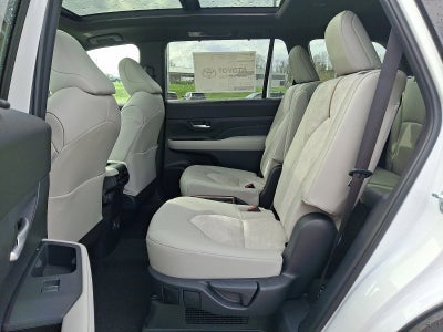 2026 Toyota Grand Highlander Hybrid MAX Platinum