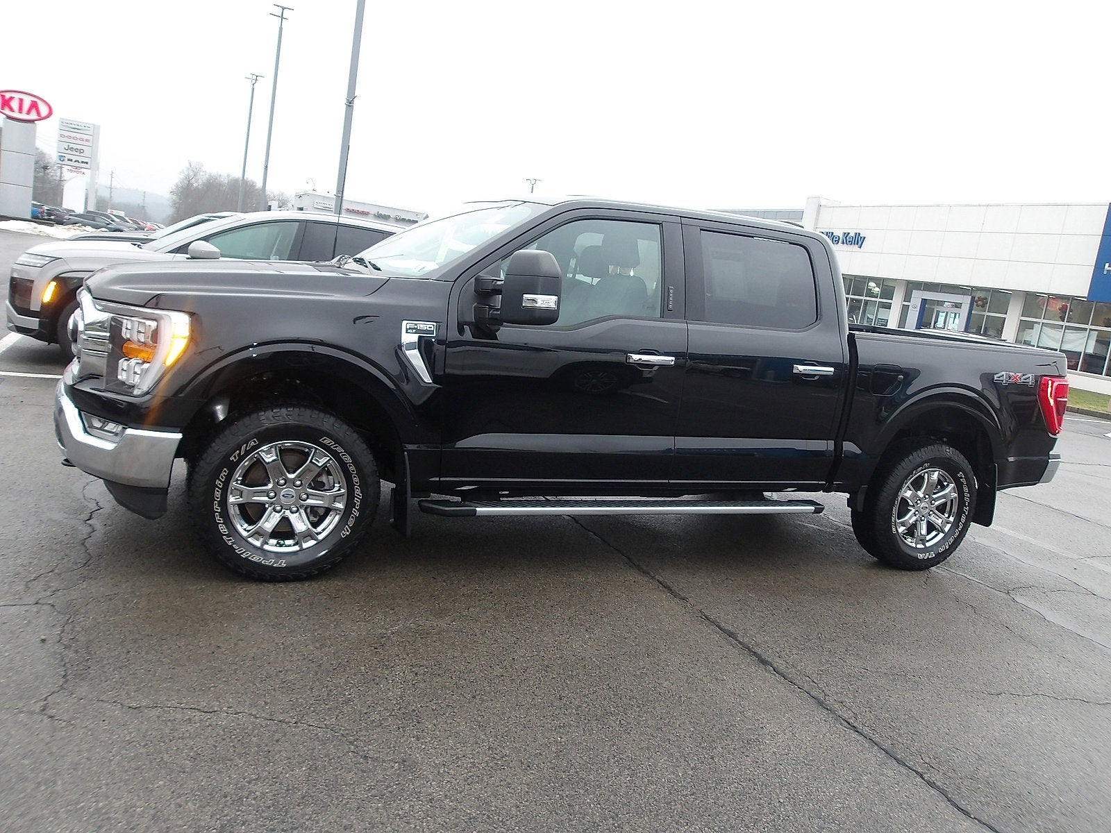 2023 Ford F-150 Base