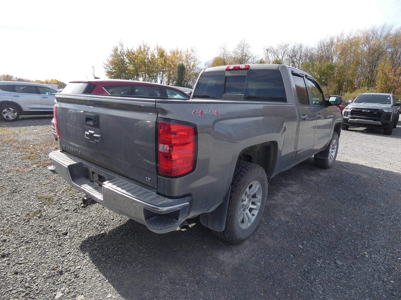 2017 Chevrolet SILVERADO LT