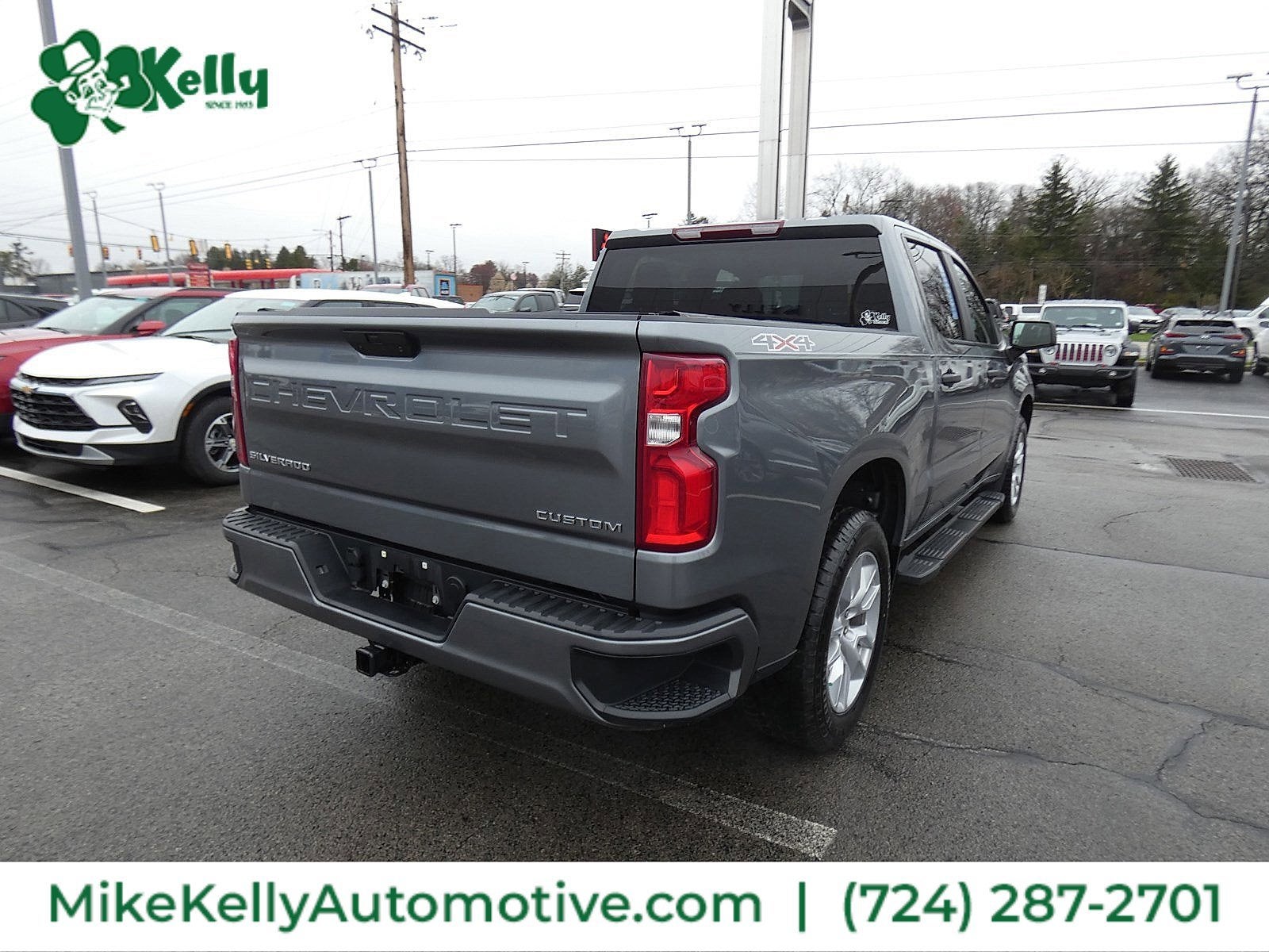 2022 Chevrolet SILVERADO Custom