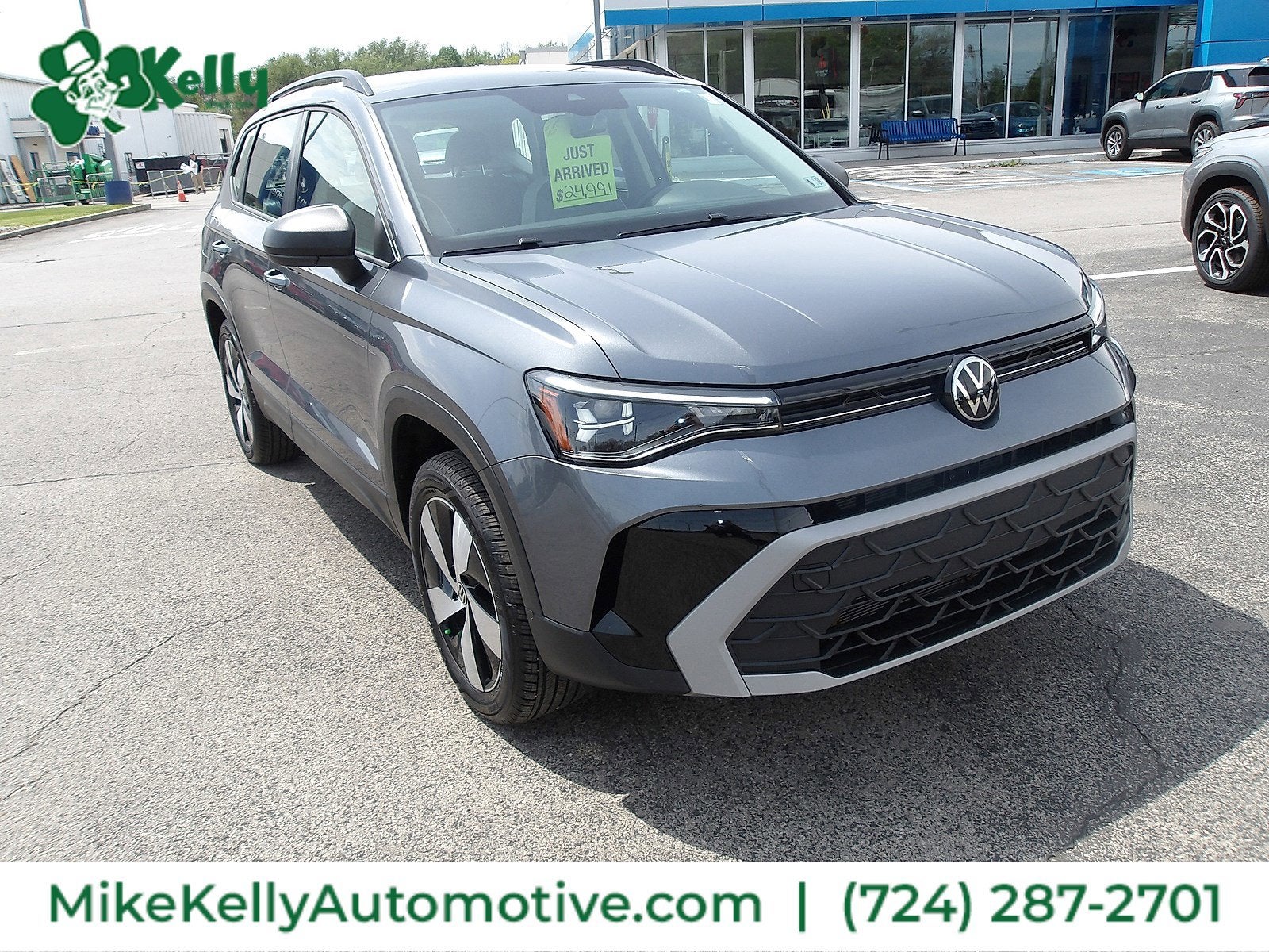 2025 Volkswagen Taos 1.5T S 4Motion's photo