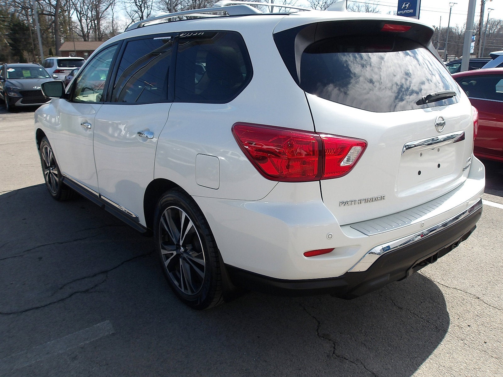 2020 Nissan Pathfinder Platinum