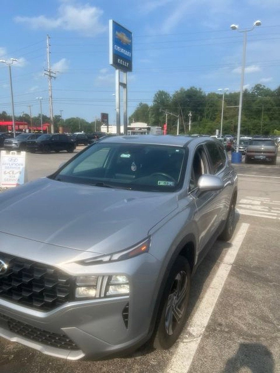 Used 2021 Hyundai Santa Fe SE with VIN 5NMS1DAJ8MH316613 for sale in Butler, PA