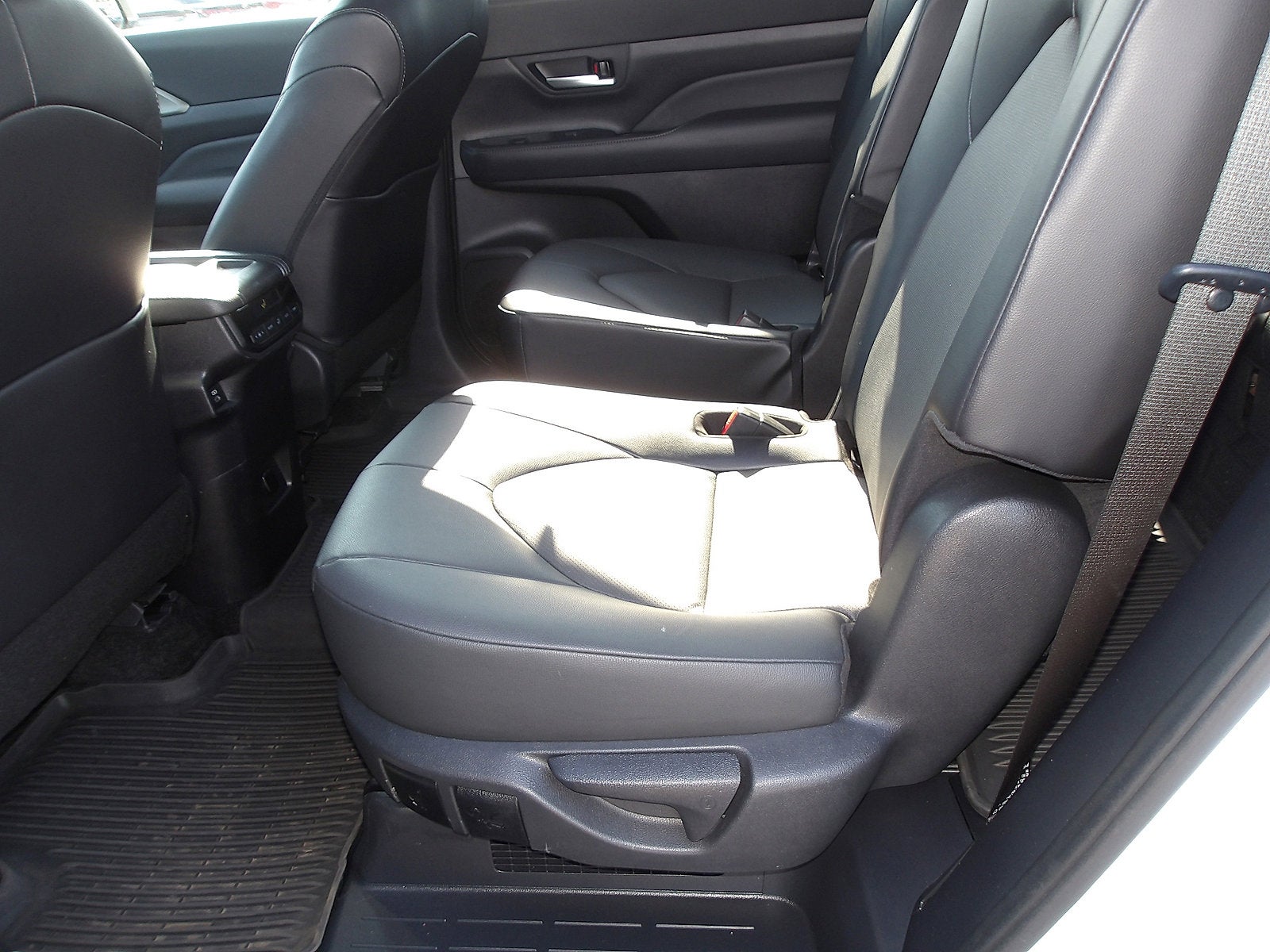 2024 Toyota Grand Highlander Base