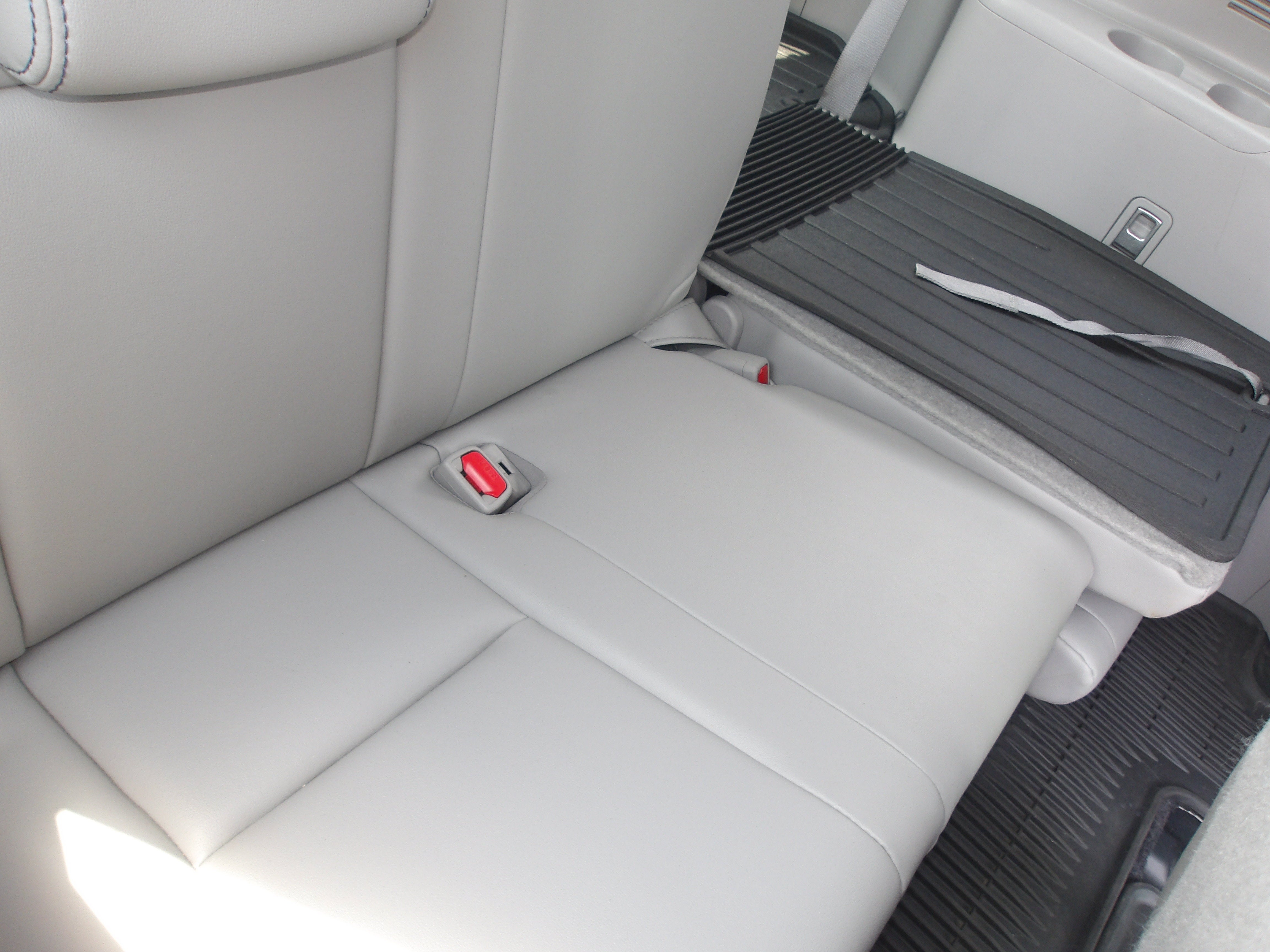2016 Toyota Highlander Base