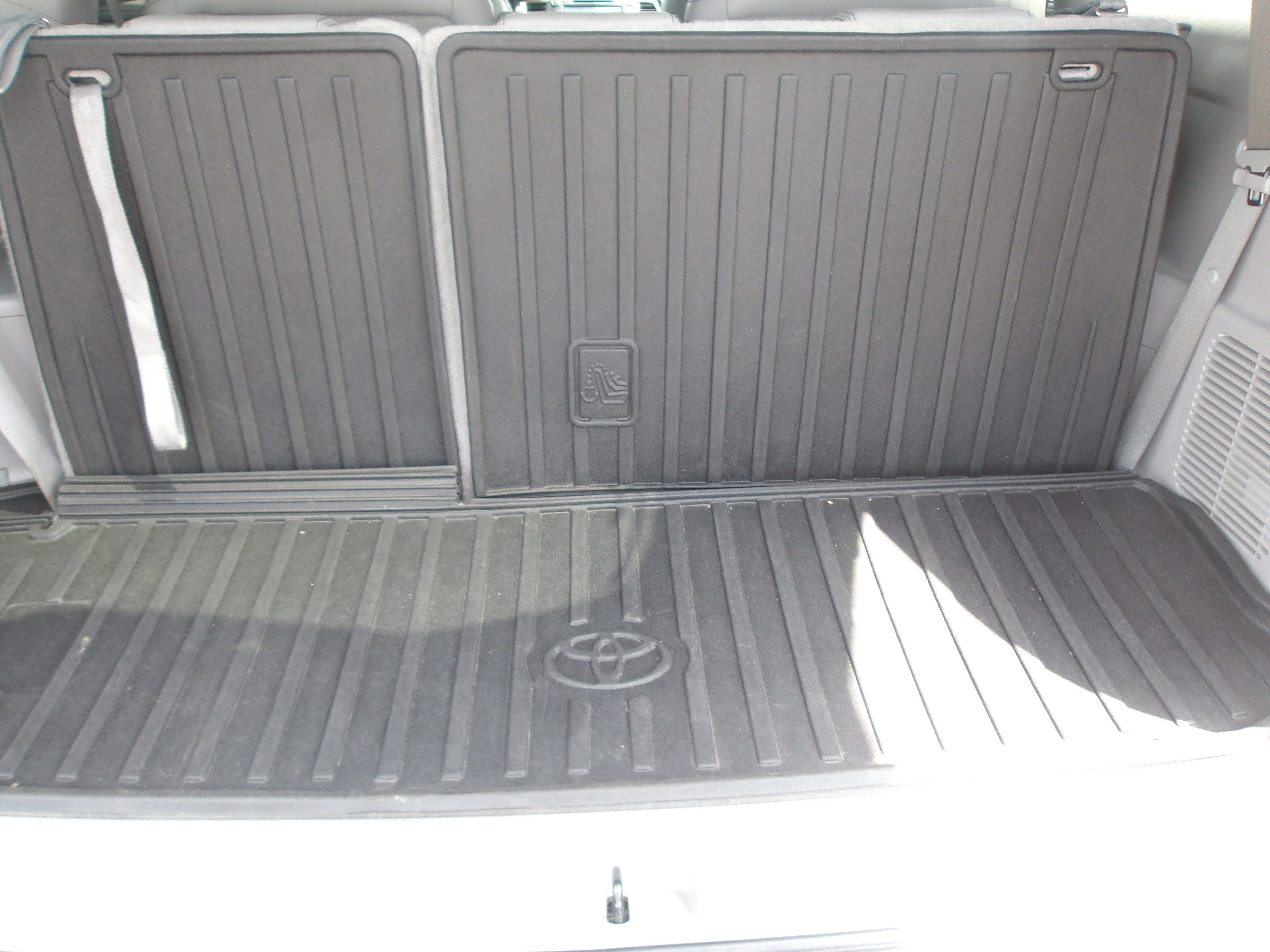 2016 Toyota Highlander Base