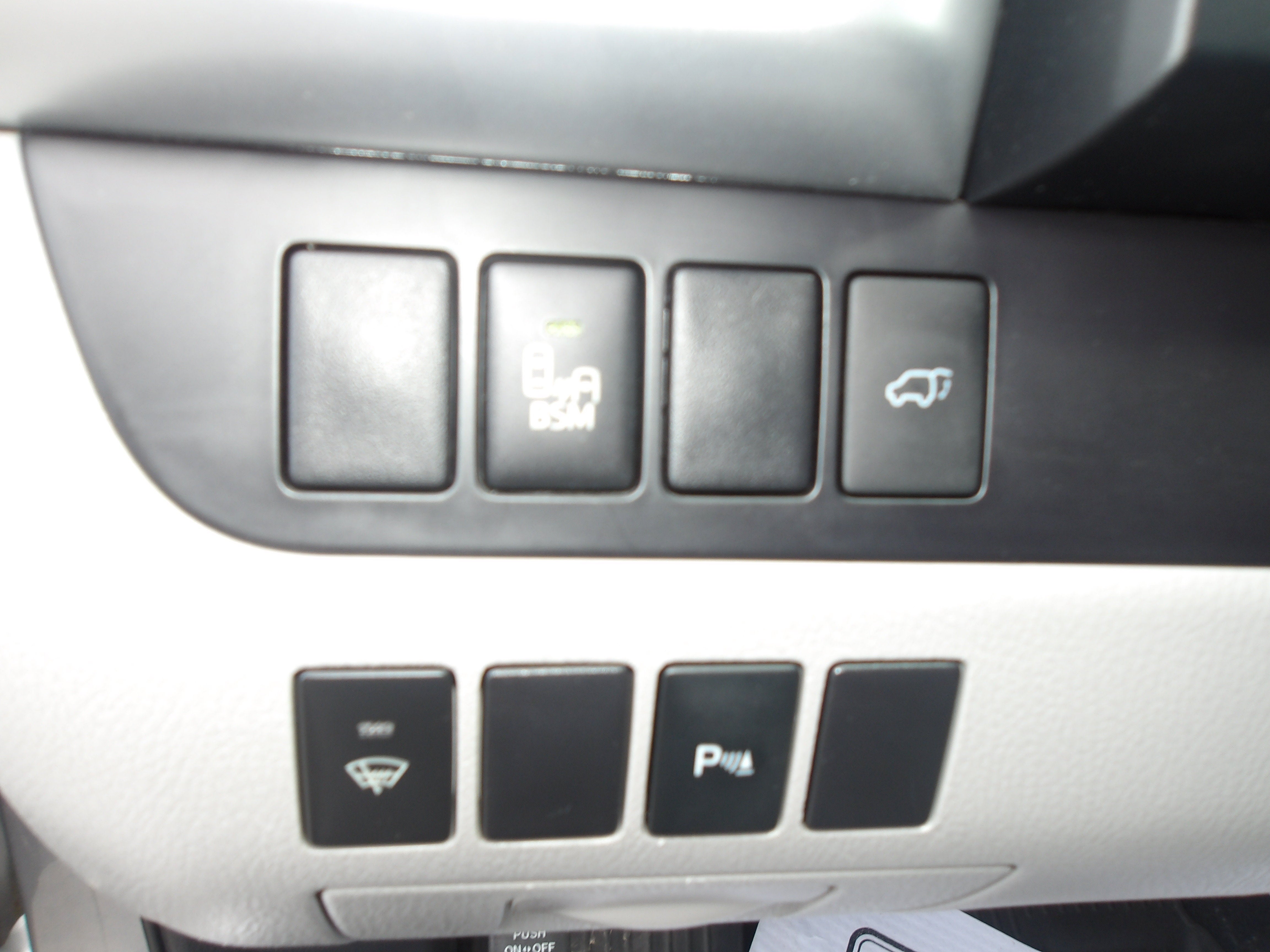 2016 Toyota Highlander Base