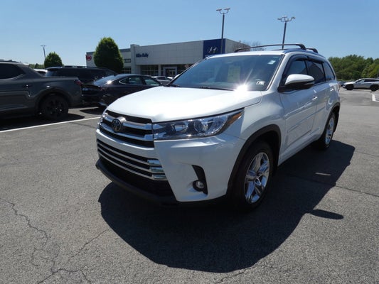 2019 Toyota Highlander Base in Butler, PA - Mike Kelly Automotive