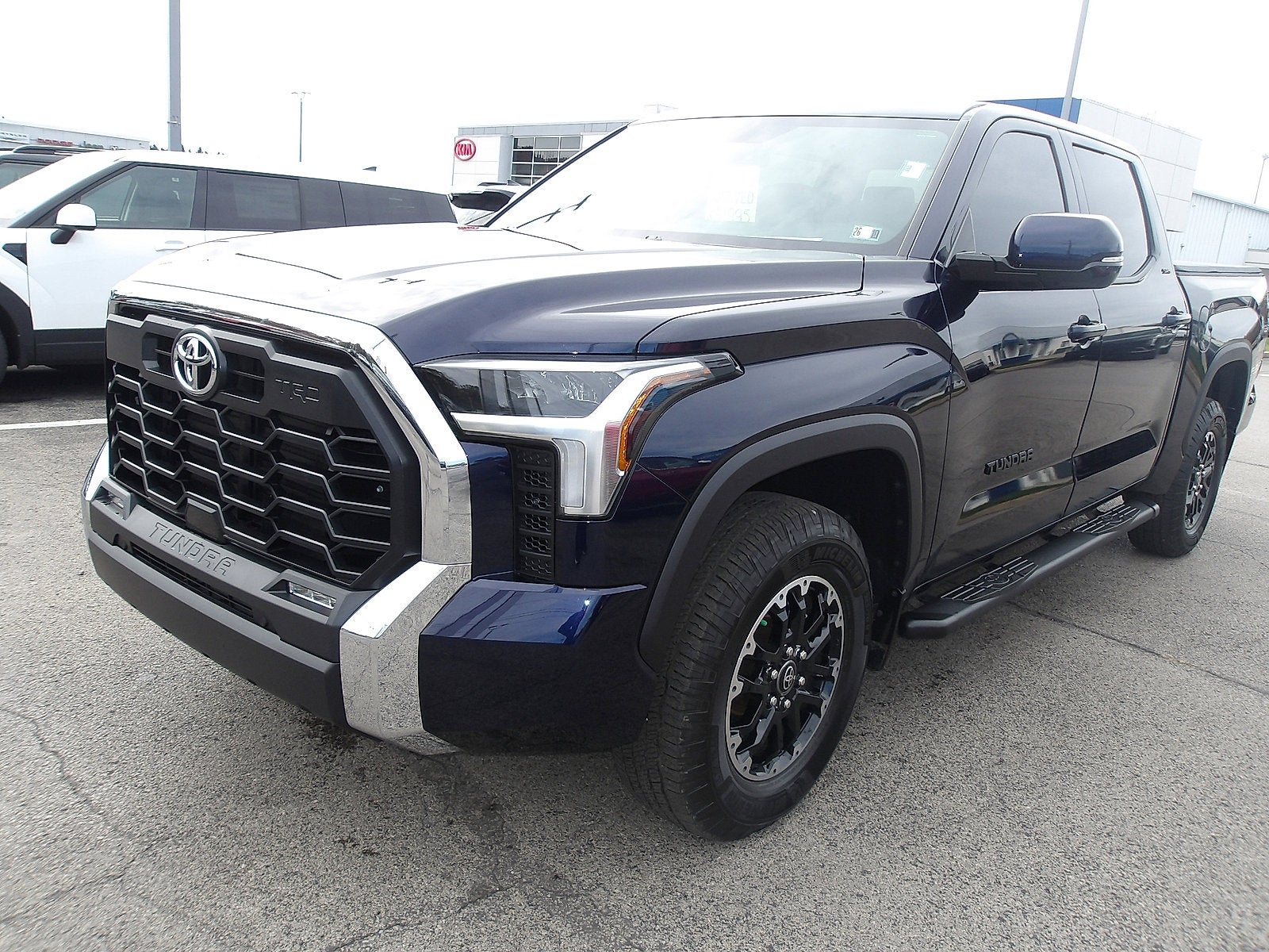 2025 Toyota Tundra 4WD Base