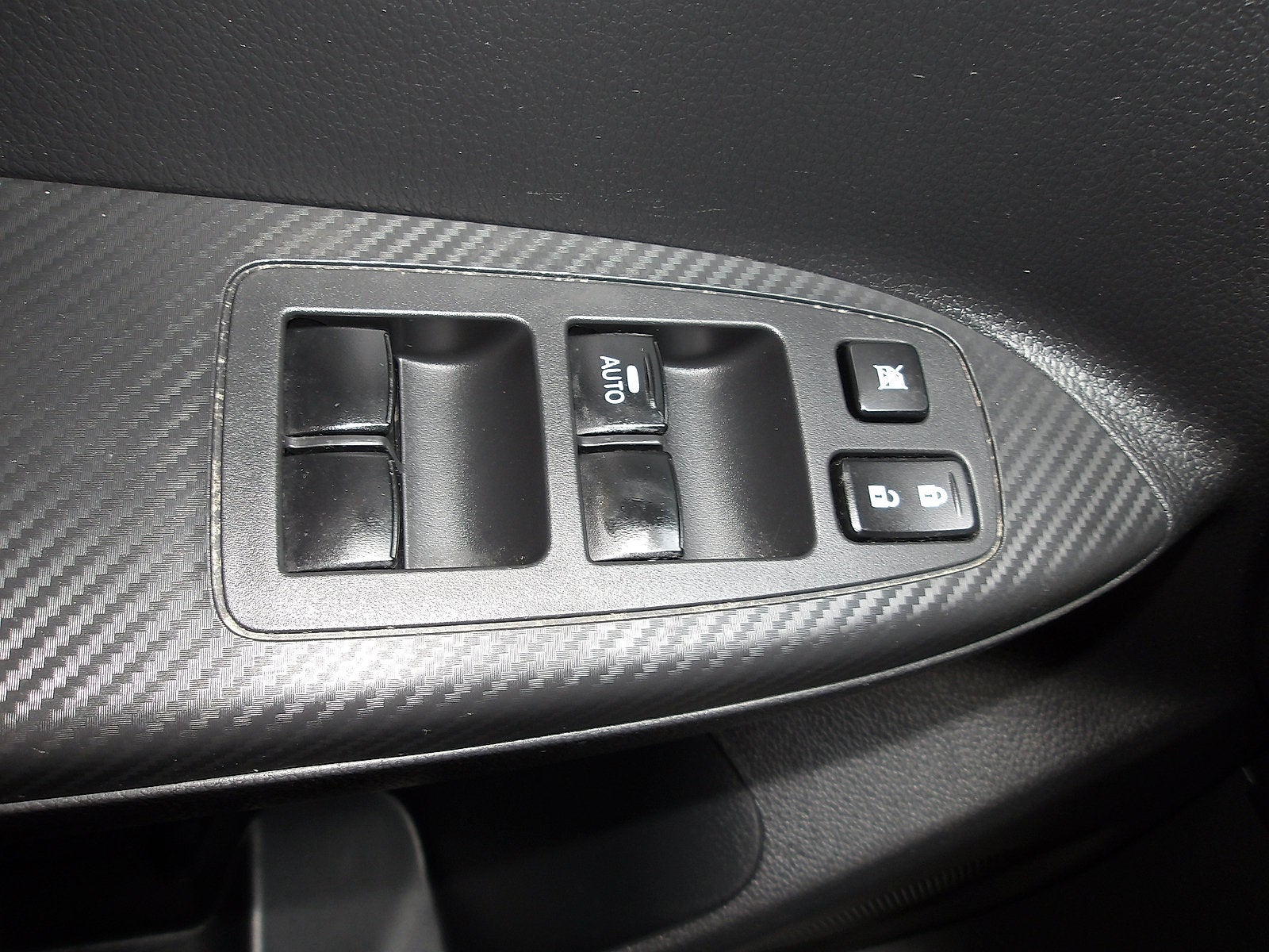 2022 Mitsubishi Eclipse Cross Base