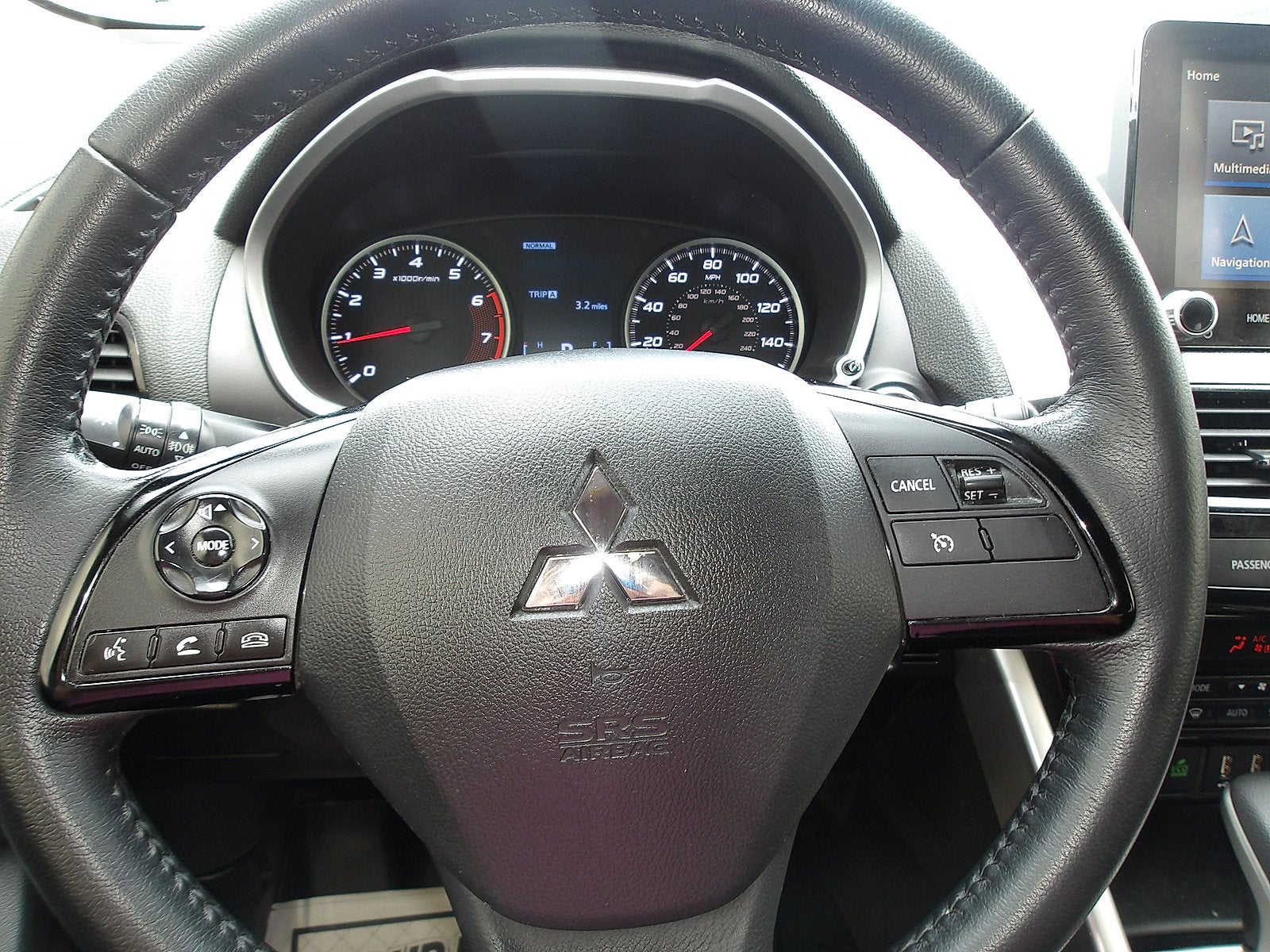 2022 Mitsubishi Eclipse Cross Base