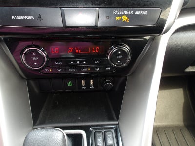 2022 Mitsubishi Eclipse Cross Base