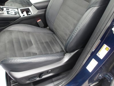 2023 Mitsubishi Outlander Base