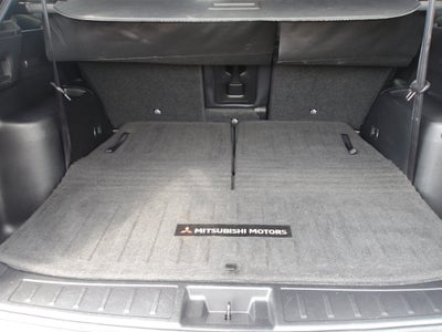 2022 Mitsubishi Outlander Base