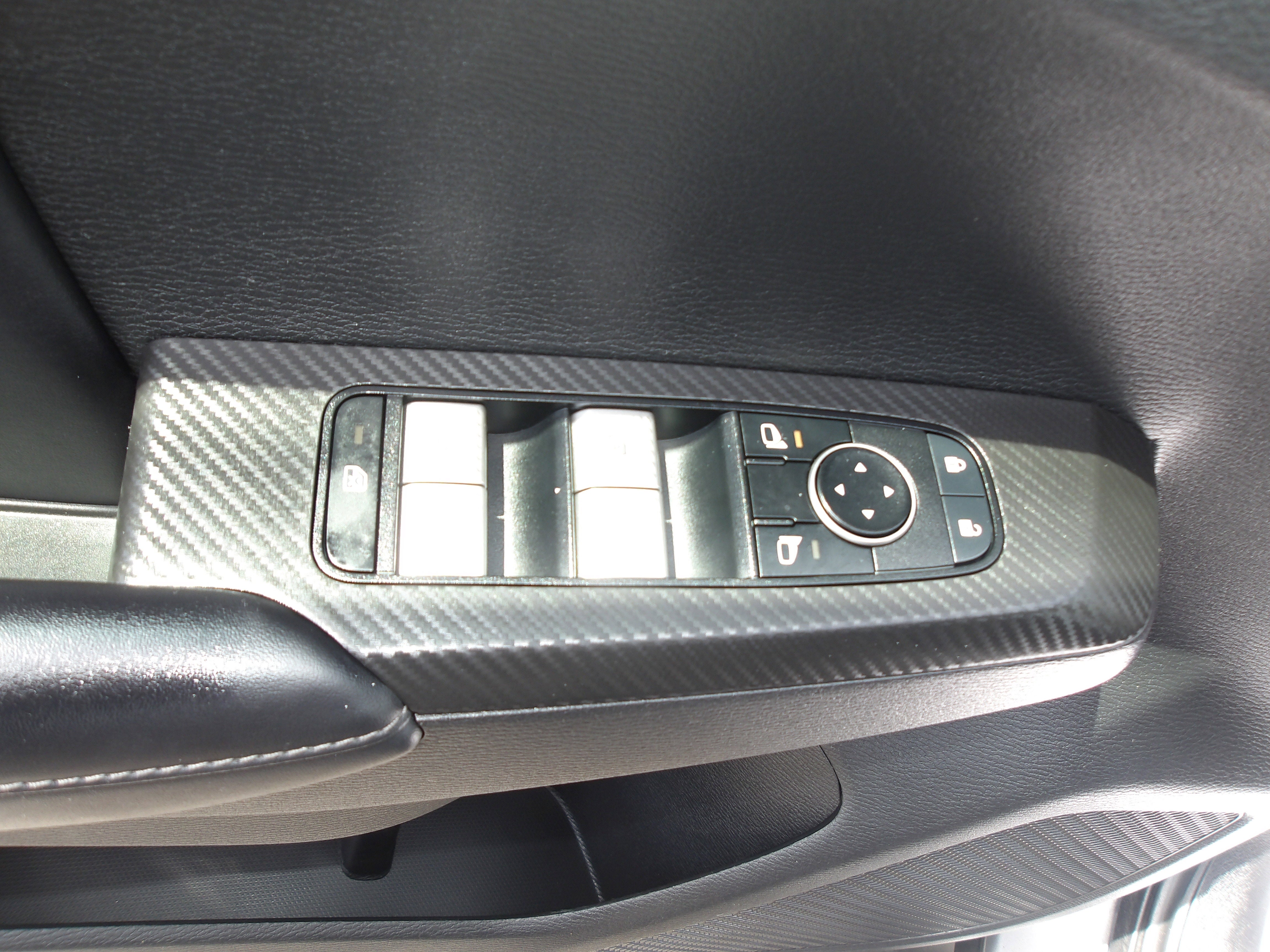 2022 Mitsubishi Outlander Base