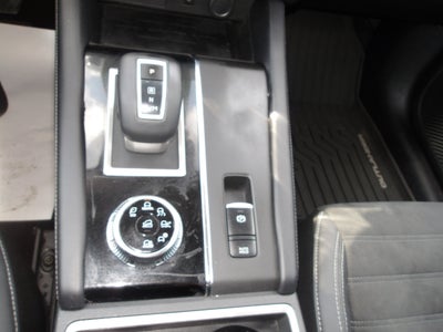 2022 Mitsubishi Outlander Base