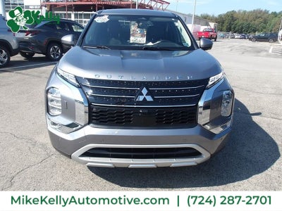 2023 Mitsubishi Outlander SE Special Edition