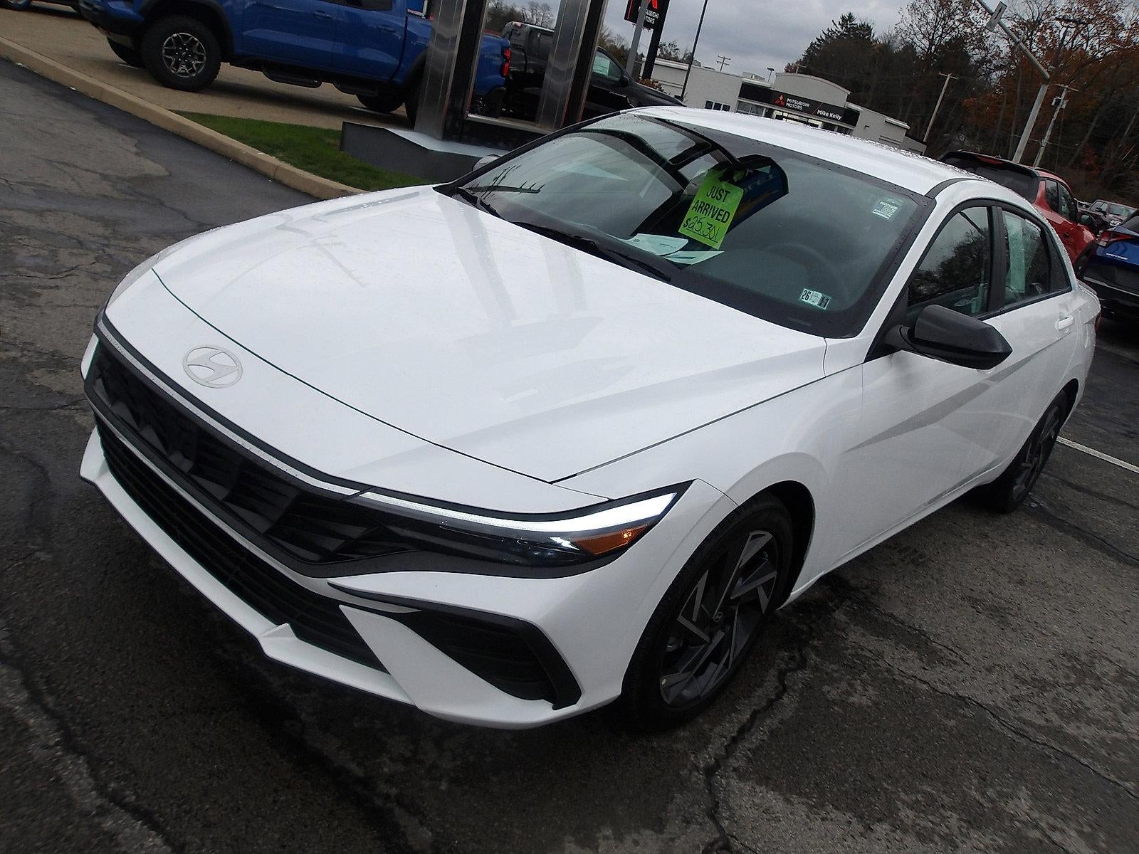 2025 Hyundai Elantra SEL Sport