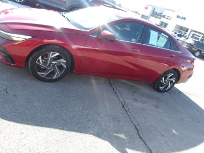 2025 Hyundai Elantra SEL Convenience