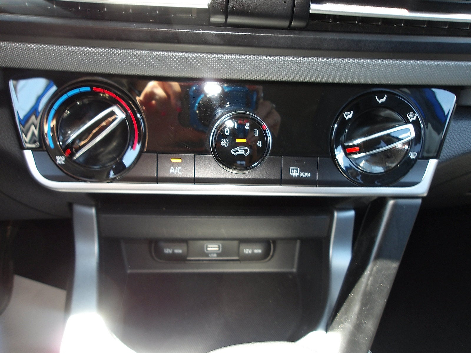 2023 Kia Seltos LX