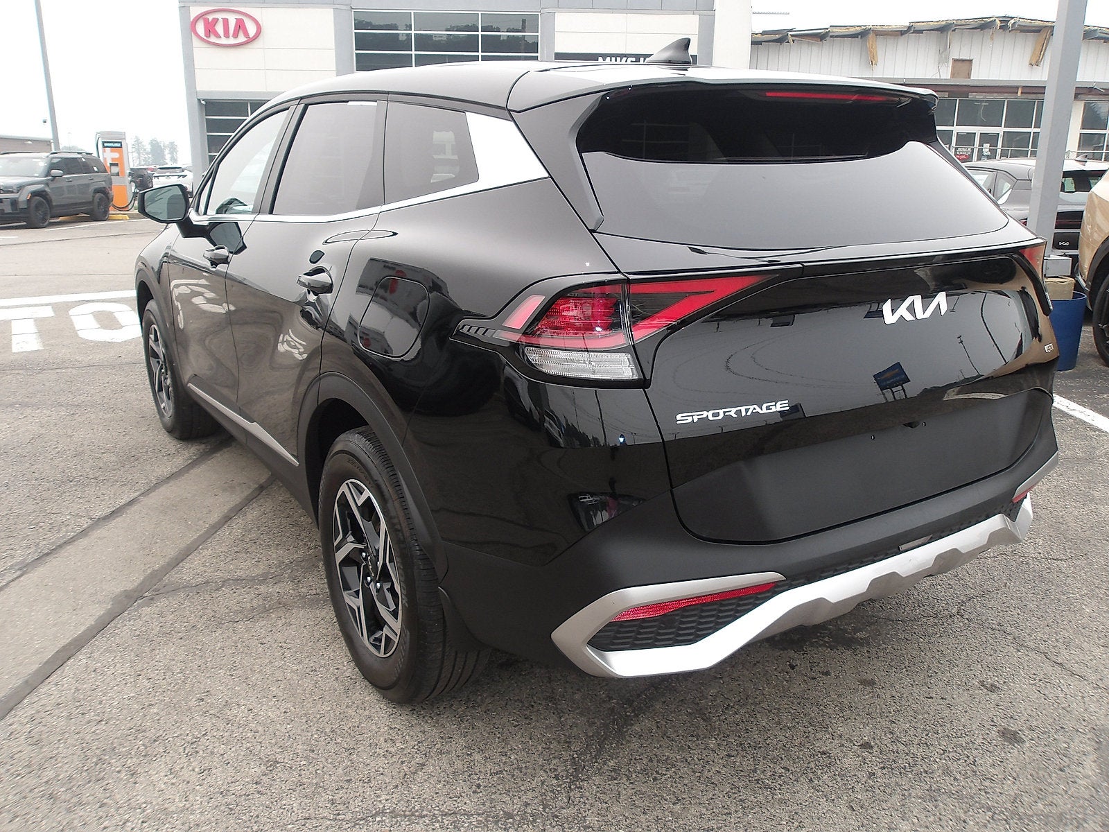 2023 Kia Sportage LX