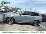 2022 Volvo XC90 Momentum